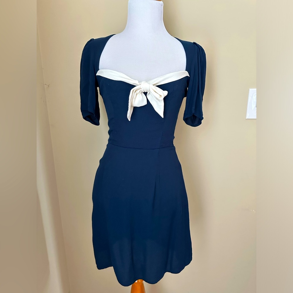 Reformation Grant dress in navy. Size 2 and in great condition!